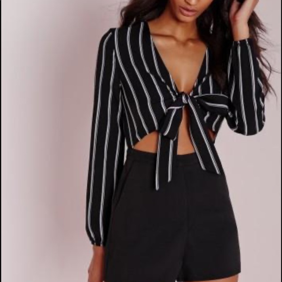 Missguided Tops - Missguided Front Tie Striped Crop Top